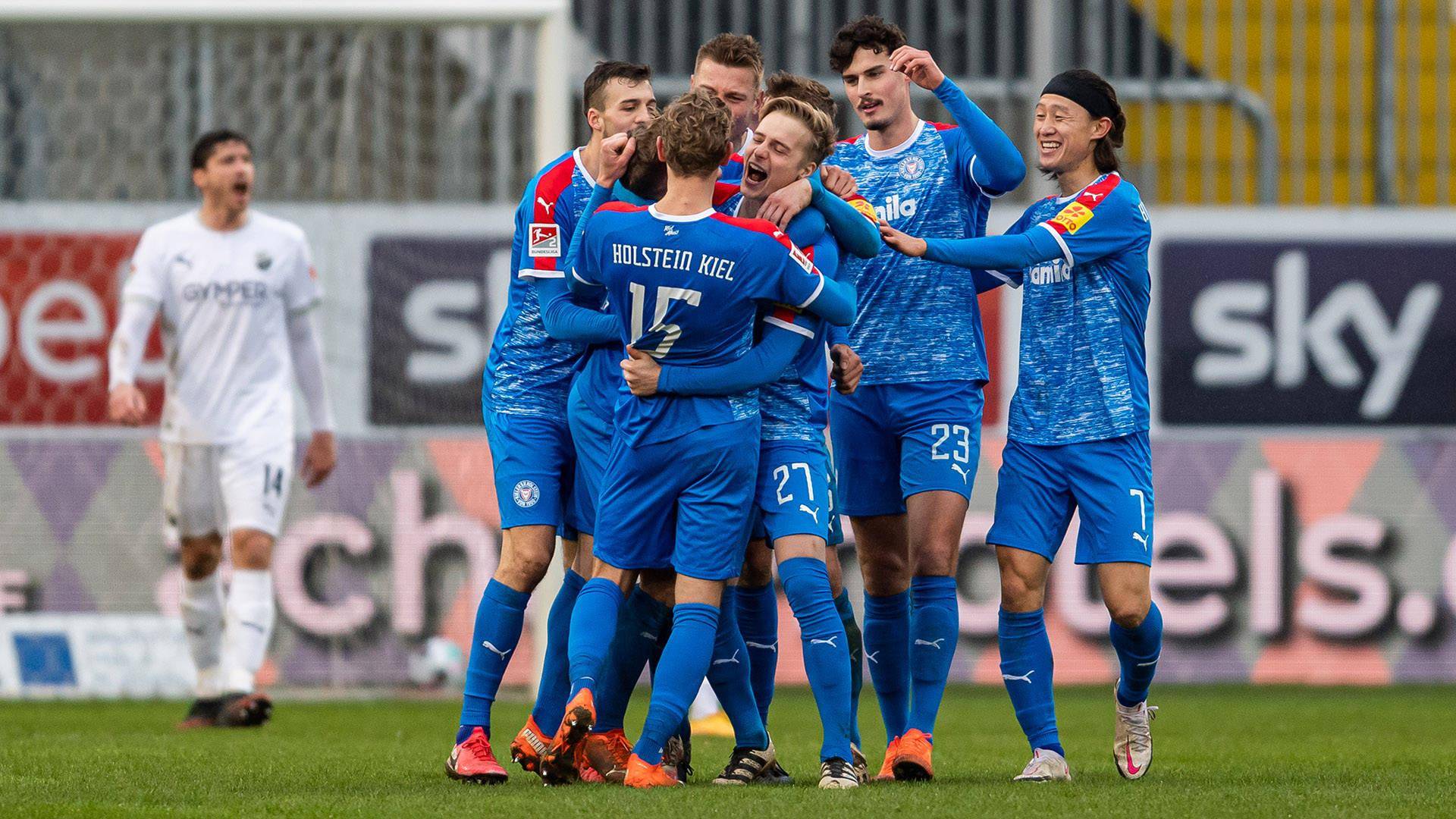 RNG碾压TL,Jankos团战一打五激烈交锋四强赛,技惊四座 RNG碾压TL,Jankos团战一打五激烈交锋四强赛,技惊四座